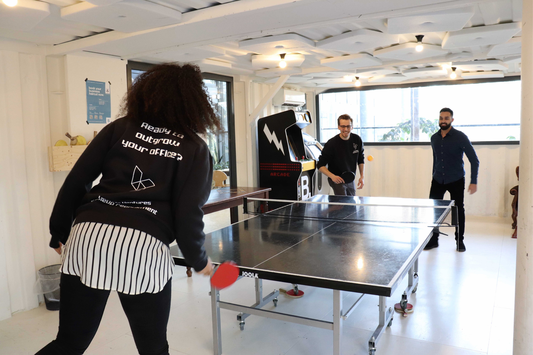 office levelup-pingpong@2x-1